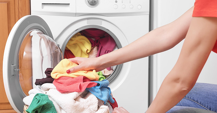Lave-linge et lave-vaisselle : combien coûte un cycle de lavage ?